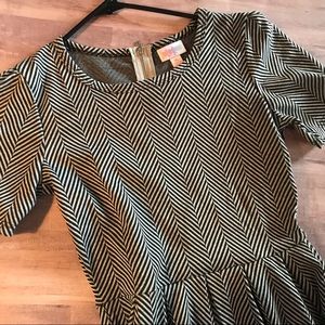 LuLaRoe Amelia XS